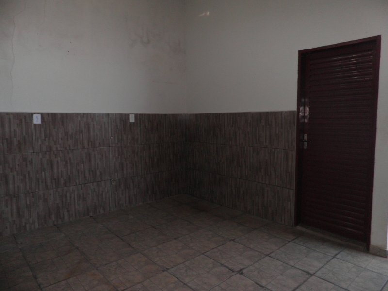 Casa à venda Residêncial Village Morada Verde com 185m² e 2 quartos por R$ 180.000 - 229676086-varanda-e-area-de-churrasco.JPG