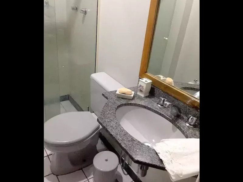 Apartamento à venda Recreio dos Bandeirantes com 110m² e 3 quartos por R$ 630.000 - 654752449-banheiro-social.jpeg