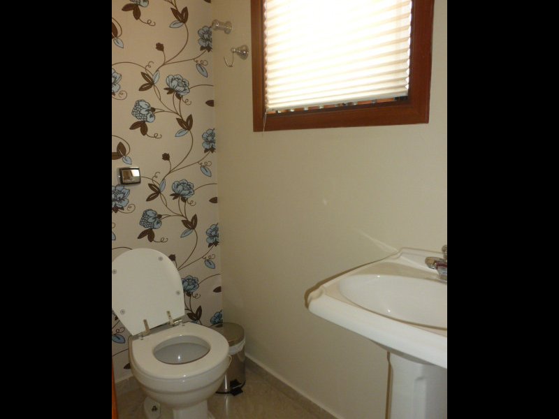 Casa à venda Jardim Virginia Bianca com 193m² e 3 quartos por R$ 1.050.000 - 1841291747-1-lavabo.JPG