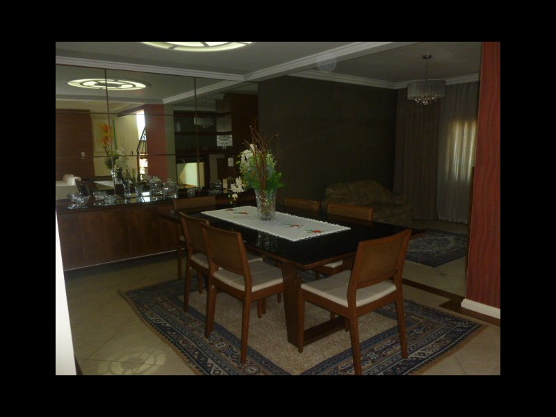Casa à venda Jardim Virginia Bianca com 193m² e 3 quartos por R$ 1.050.000 - 257884616-18-sala2.JPG
