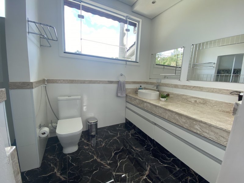 Apartamento à venda Aruã com 455m² e 4 quartos por R$ 2.200.000 - 1380030448-30-banheiro-suitemaster1.JPG