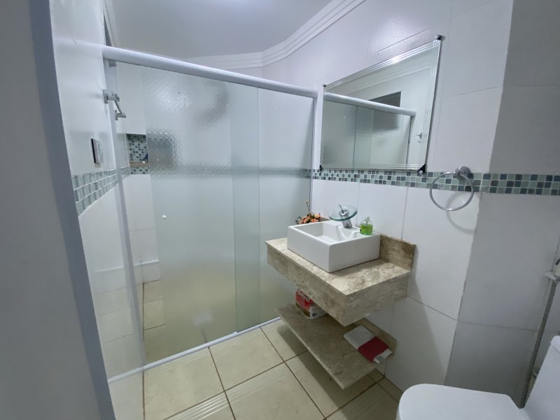 Apartamento à venda Aruã com 455m² e 4 quartos por R$ 2.200.000 - 1972315016-43-lavanderia-banheiro.JPG