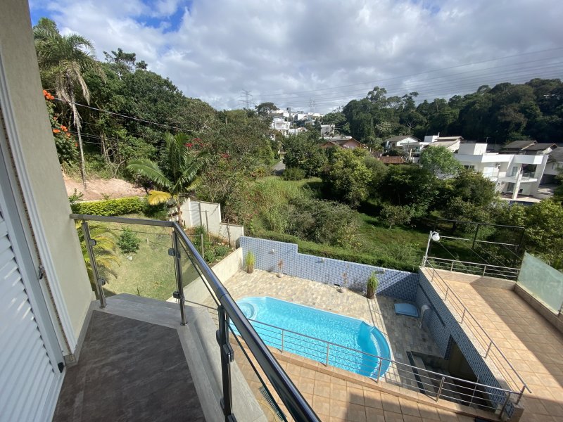 Apartamento à venda Aruã com 455m² e 4 quartos por R$ 2.200.000 - 828103667-23-quarto3e4-sacada.JPG