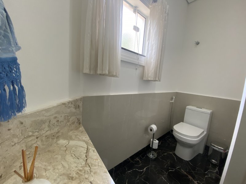 Apartamento à venda Aruã com 455m² e 4 quartos por R$ 2.200.000 - 971766669-7-lavabo2.JPG