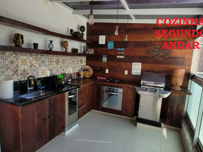 Cobertura à venda Barra da Tijuca com 200m² e 3 quartos por R$ 2.300.000 - cozinha-segundo-andar.jpeg