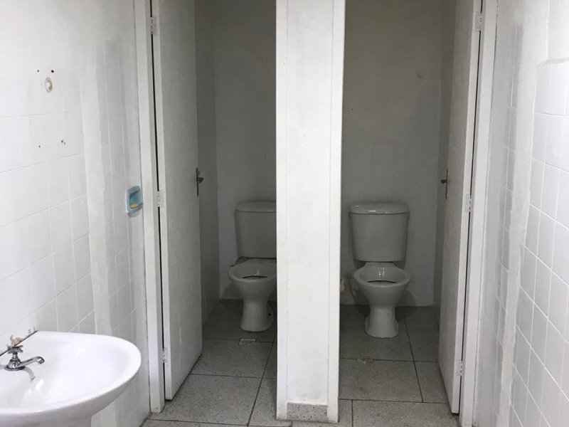 Comercial para alugar Piraporinha com 88m² e  quartos por R$ 3.000 - 1831577455-whatsapp-image-2020-10-20-at-10.jpeg