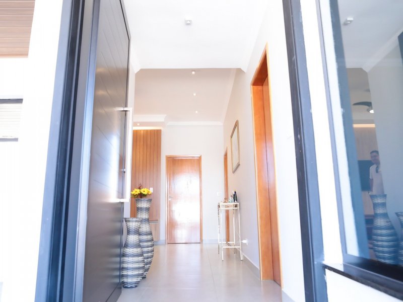 imóvel com 165m² - Residencial Costa Leste - Três Lagoas