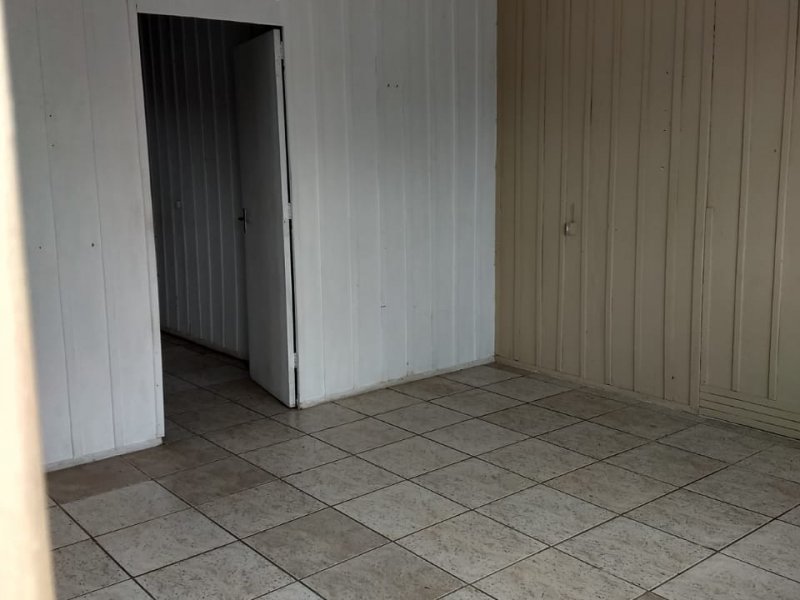 imóvel com 360m² - Roçado - São José