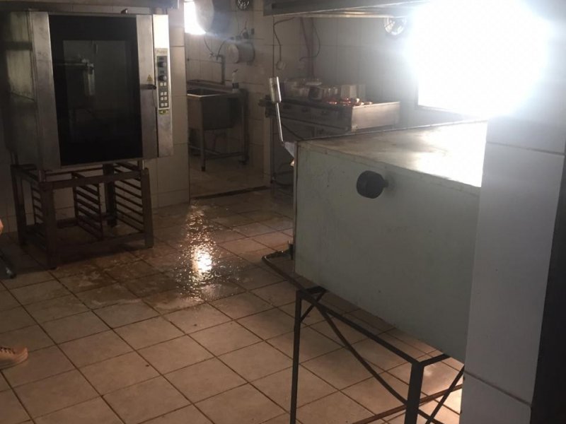 Casa à venda Candeias com 180m² e 3 quartos por R$ 600.000 - 466013356-77bcacd8-0b9c-49e5-a813-3c194b3942d7.jpeg