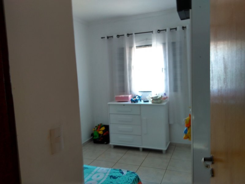 Casa à venda Vila Gabriel com 155m² e 4 quartos por R$ 530.000 - 368474955-img-20200418-150417025-hdr.jpg