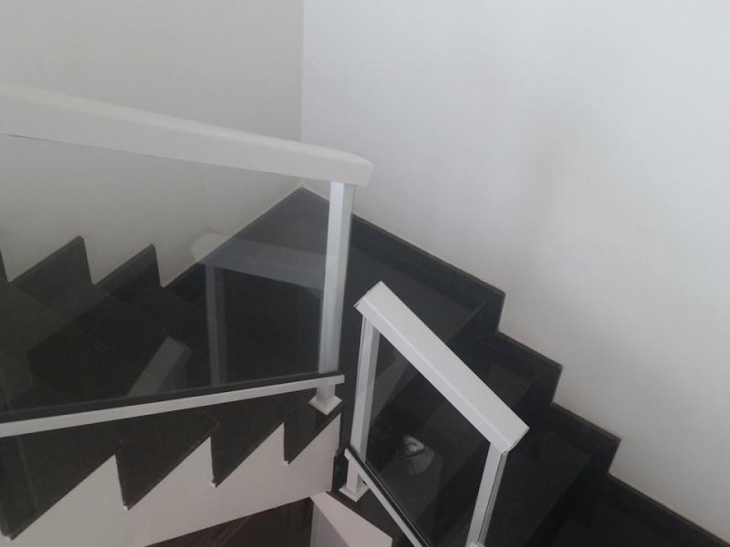 imóvel com 300m² - Jardim Pero - Cabo Frio
