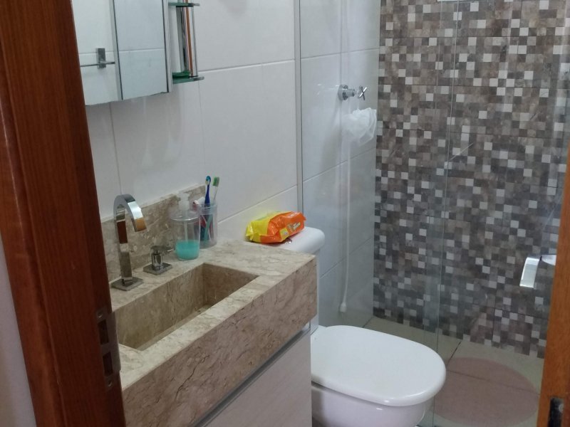 Casa de condomínio à venda Tremembé com 122m² e 3 quartos por R$ 490.000 - 1309863742-banheiro-suite.jpg