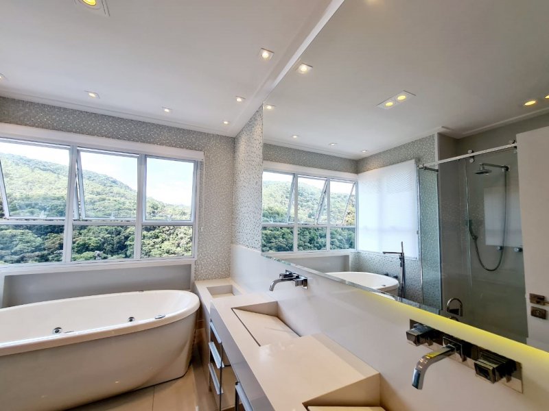 imóvel com 425m² - Tamboré - Santana de Parnaiba