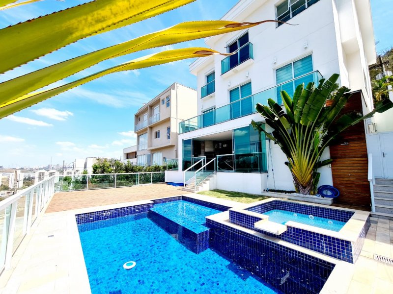 imóvel com 425m² - Tamboré - Santana de Parnaiba