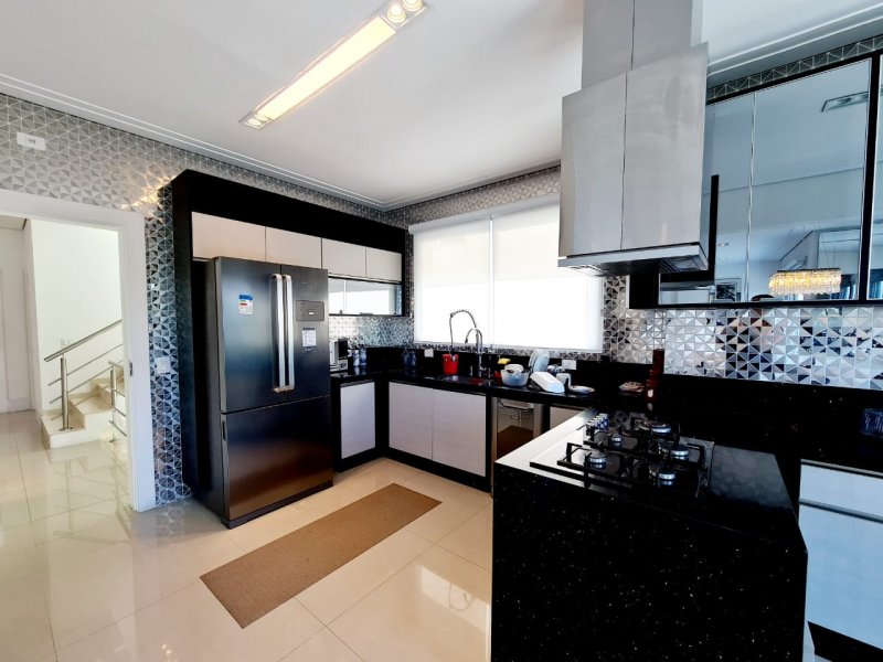 imóvel com 425m² - Tamboré - Santana de Parnaiba