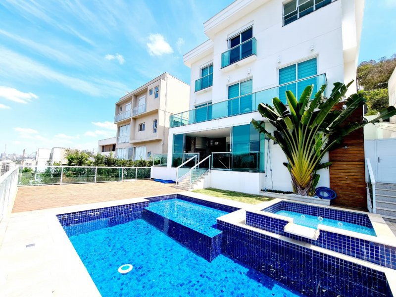 imóvel com 425m² - Tamboré - Santana de Parnaiba