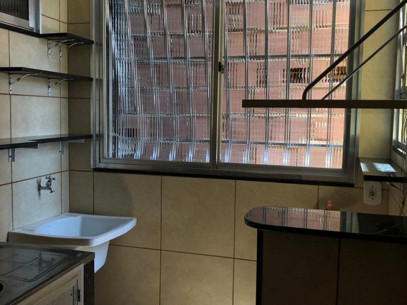 imóvel com 60m² - Engenhoca - Niterói