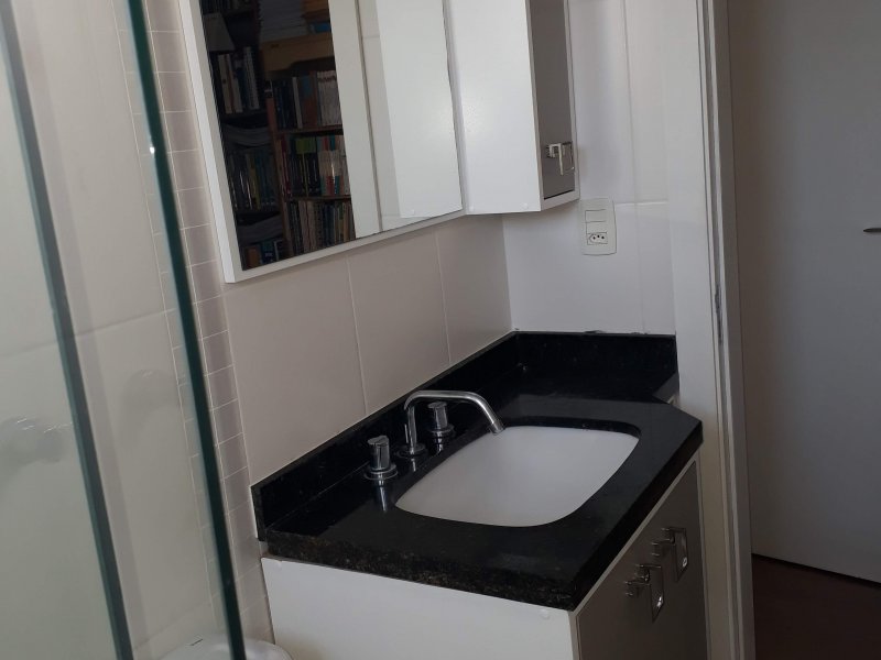 Apartamento à venda Petrópolis com 71m² e 2 quartos por R$ 490.000 - 1991186626-20201016-165138.jpg