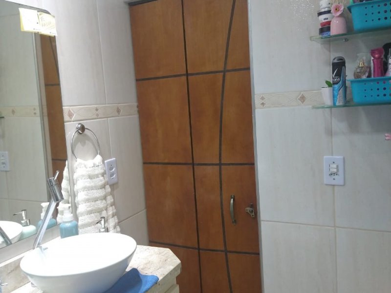 Casa à venda Conjunto Residencial Tancredo Neves com 84m² e 2 quartos por R$ 165.000 - 688517716-673d1957-5ac6-483b-ad16-dee91d4564c3.jpg