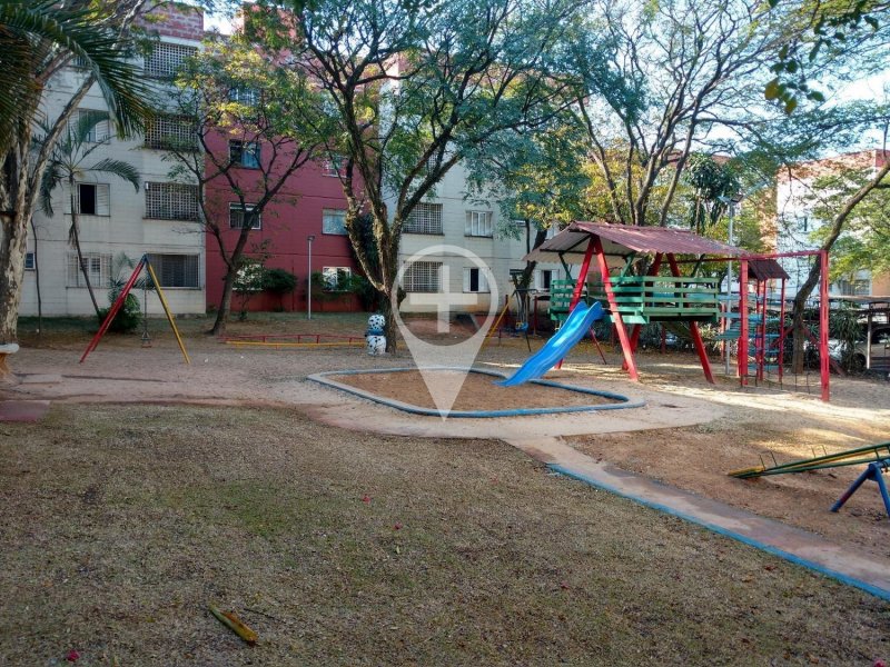 Apartamento à venda Vila Mimosa com 74m² e 3 quartos por R$ 230.000 - 1272166550-parquinho.jpg