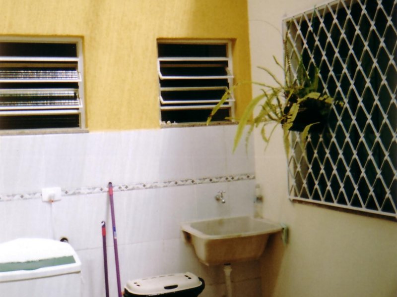 Comercial à venda Centro com 200m² e 1 quarto por R$ 1.500.000 - 1273099712-area-servico.JPG