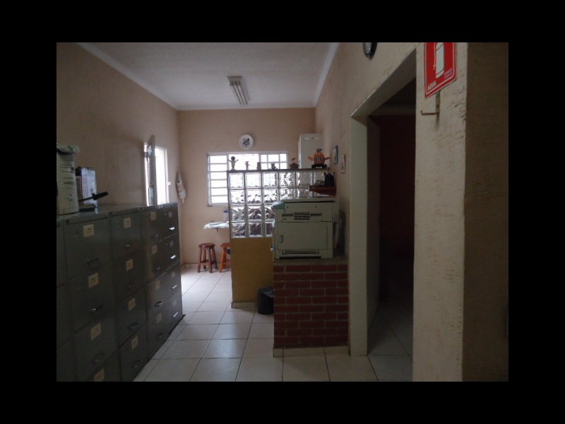 Comercial à venda Centro com 200m² e 1 quarto por R$ 1.500.000 - 1912764678-sala-arquivos-e-copa.JPG