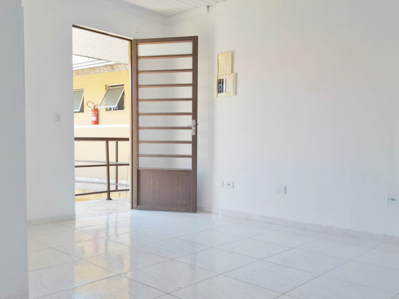 imóvel com 25m² - Uberaba - Curitiba