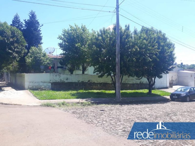 Casa à venda Planalto com 370m² e 4 quartos por R$ 299.000 - 1066112889-casa-2.jpg
