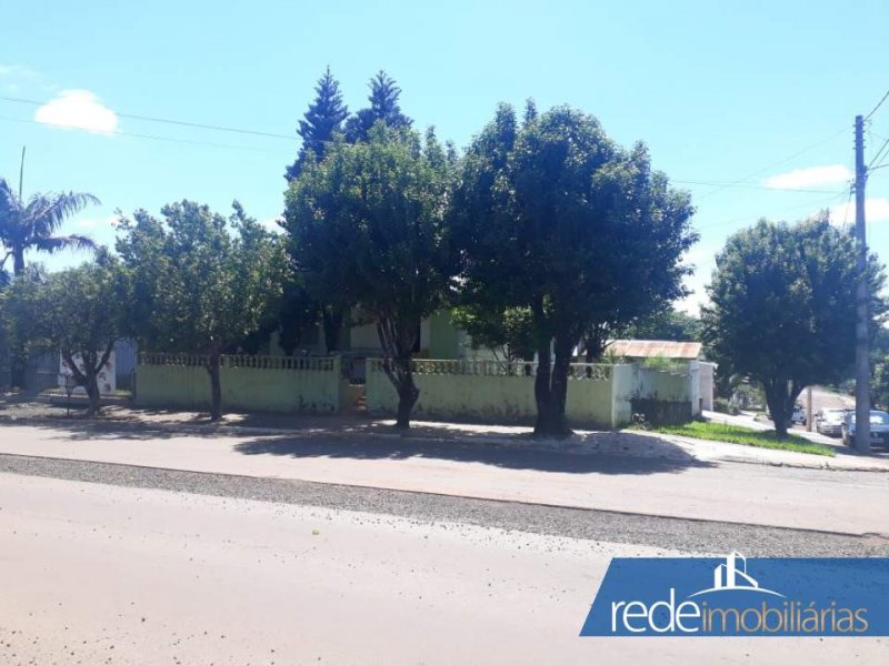 Casa à venda Planalto com 370m² e 4 quartos por R$ 299.000 - 2067365607-casa-1.jpg