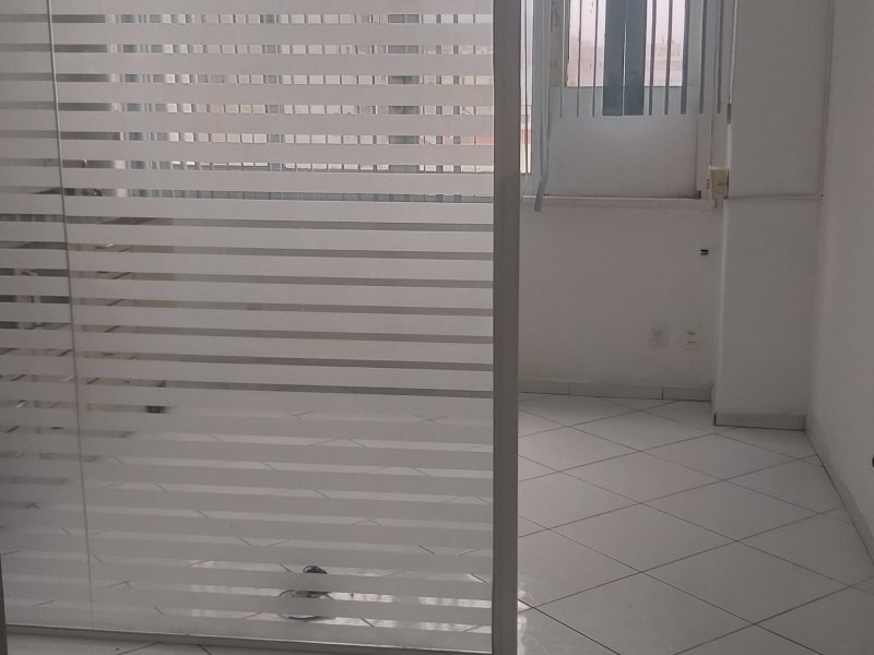 Kitnet à venda Centro com 30m² e 1 quarto por R$ 140.000 - 80082384-inbound5379564624864835196.jpg