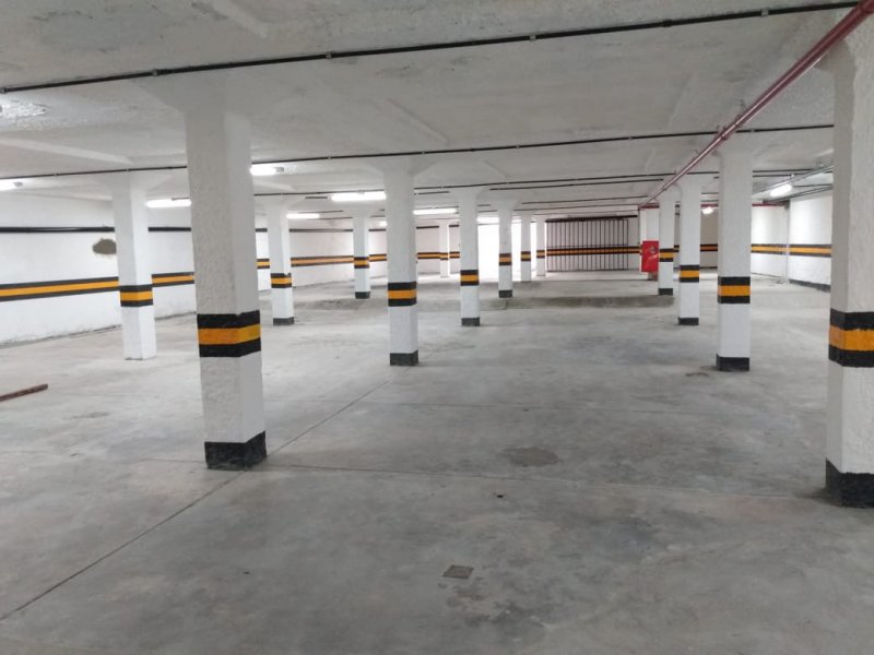 Comercial à venda Centro com 5m² e  quartos por R$ 11.000.000 - 1023081404-whatsapp-image-2020-05-06-at-14.jpeg