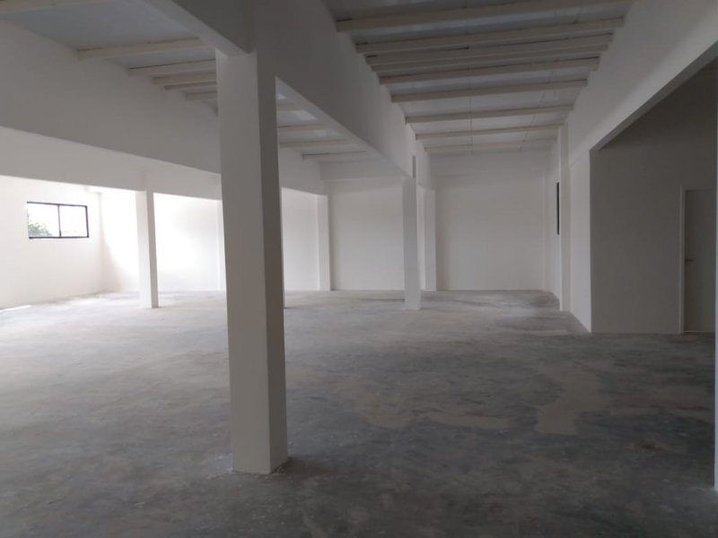 Comercial à venda Centro com 5m² e  quartos por R$ 11.000.000 - 279139429-whatsapp-image-2020-05-06-at-14.jpeg