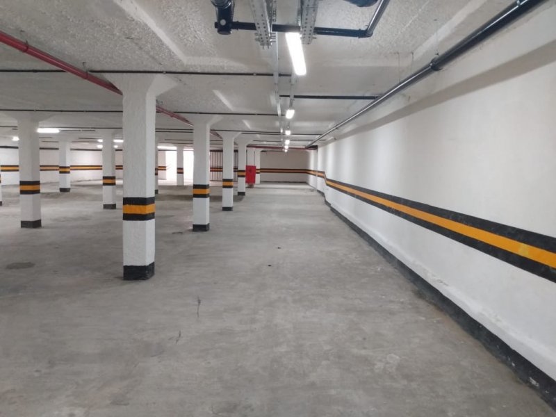 Comercial à venda Centro com 5m² e  quartos por R$ 11.000.000 - 437148260-whatsapp-image-2020-05-06-at-14.jpeg