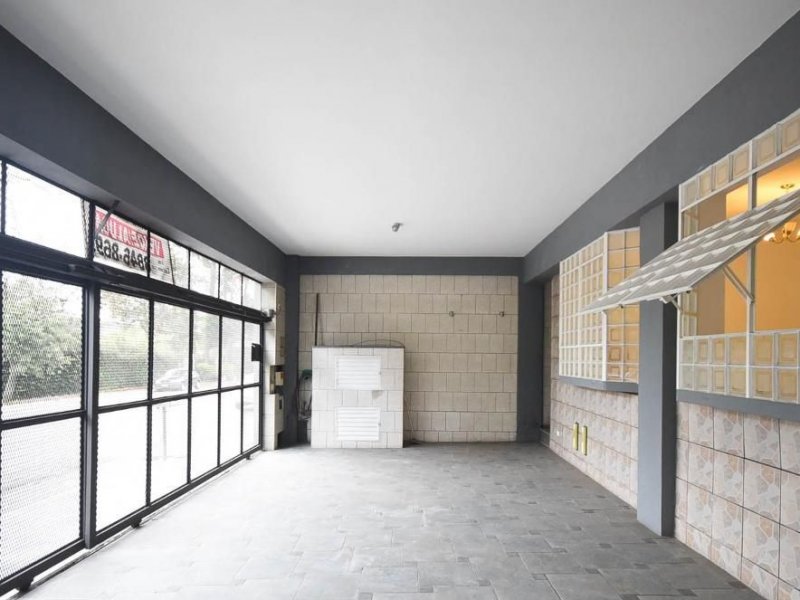 Casa à venda Super Quadra Morumbi com 280m² e 4 quartos por R$ 850.000 - 1752911452-garagem.jpg