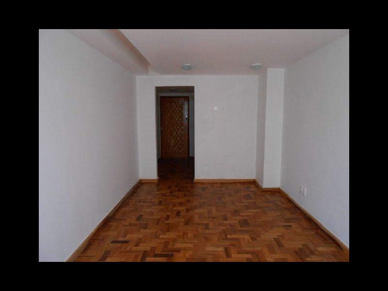 Comercial à venda Centro com 29m² e  quartos por R$ 90.000 - 1241786374-sala-1.jpg
