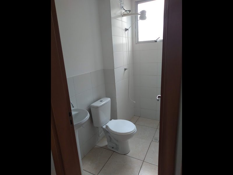 Apartamento à venda Caguaçu com 45m² e 2 quartos por R$ 147.000 - 175039631-img-20200222-132620987.jpg