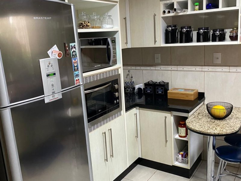 imóvel com 109m² - Zona 7 - Maringá