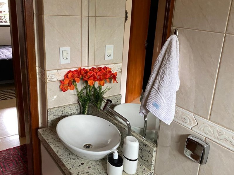 imóvel com 109m² - Zona 7 - Maringá