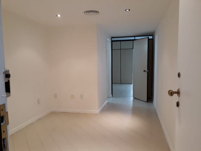 Comercial à venda Copacabana com 40m² e  quartos por R$ 390.000 - 1600701284-photo-2020-10-26-20-49-16.jpg
