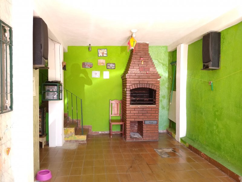 Casa à venda Vila Monte Santo com 140m² e 3 quartos por R$ 400.000 - 1589999498-img-20200828-122332590.jpg