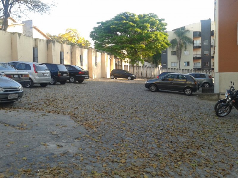 Apartamento à venda Alvorada com 45m² e 2 quartos por R$ 135.000 - 563962319-estacionamento-foto-2.jpg