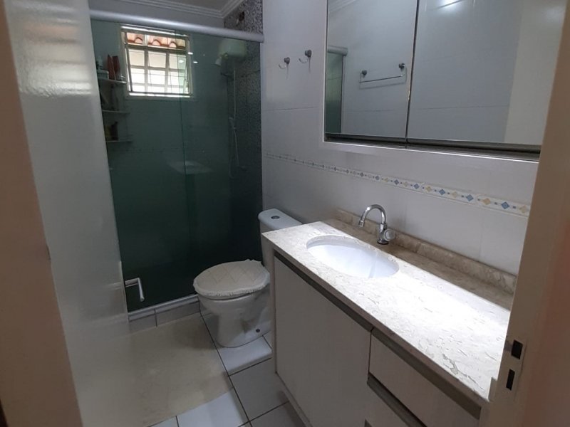 Casa de condomínio à venda Santa Candida com 105m² e 2 quartos por R$ 330.000 - 1728736942-whatsapp-image-2020-10-29-at-21.jpeg