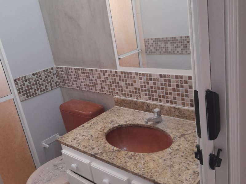 Casa de condomínio à venda Agronomia com 68m² e 2 quartos por R$ 180.000 - 1567783920-20220414-144434.jpg