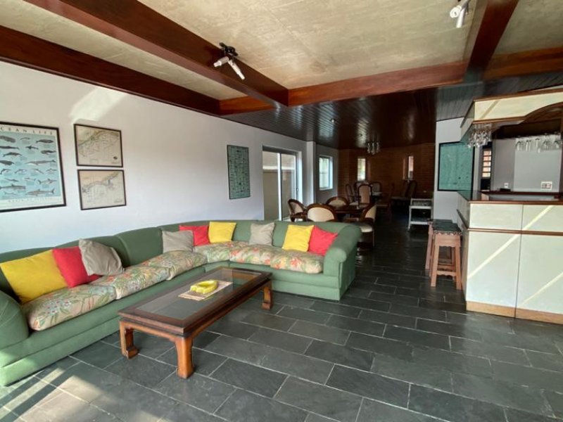 Casa à venda Jardim Virgínia com 286m² e 3 quartos por R$ 900.000 - 806121234-whatsapp-image-2020-10-27-at-12.jpeg