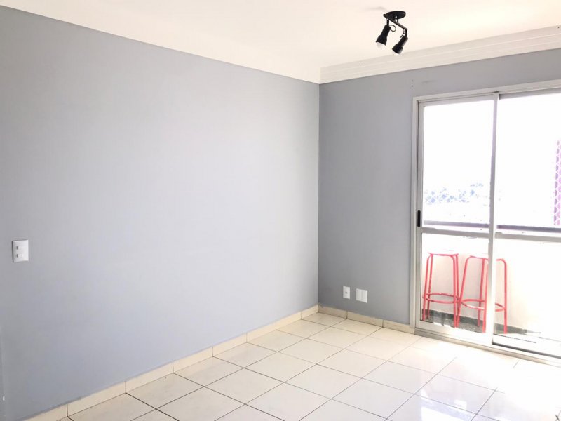 Apartamento à venda Vila Moreira com 66m² e 2 quartos por R$ 275.000 - 1114303327-sala-e-sacada2.jpg