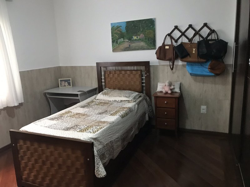 imóvel com 220m² - Paqueta - Belo Horizonte