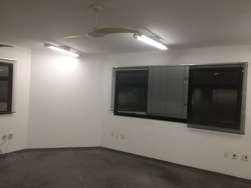 Comercial à venda Bosque da Saúde com 56m² e  quartos por R$ 410.000 - 1636421537-img-3764.JPG