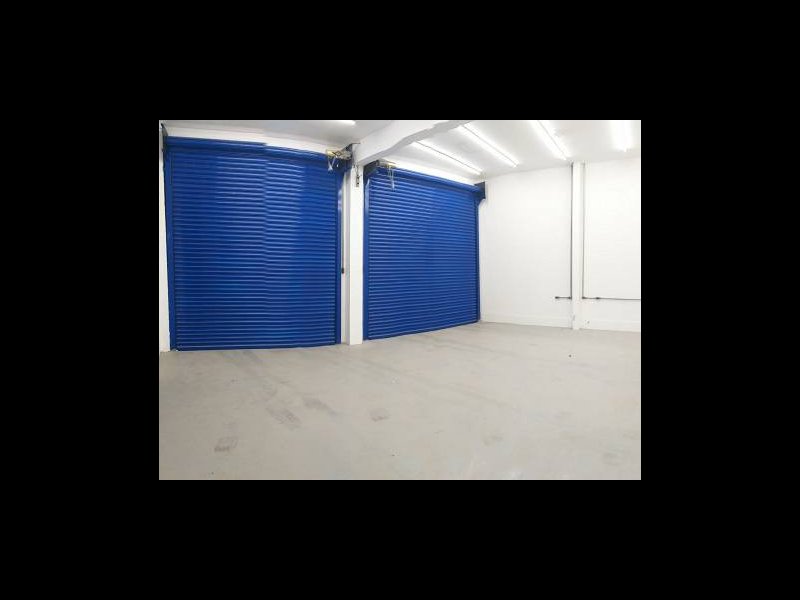 Comercial à venda Centro com 600m² e  quartos por R$ 3.000.000 - 1641548100-estacionamento-2012.jpg