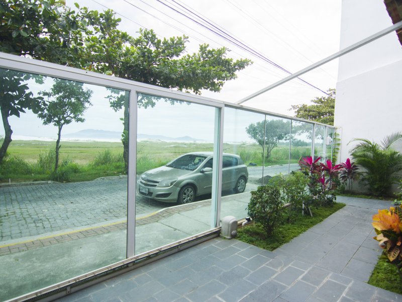 Casa de condomínio à venda Braga com 262m² e 3 quartos por R$ 890.000 - 681746385-casaavendacabofrio3.jpg