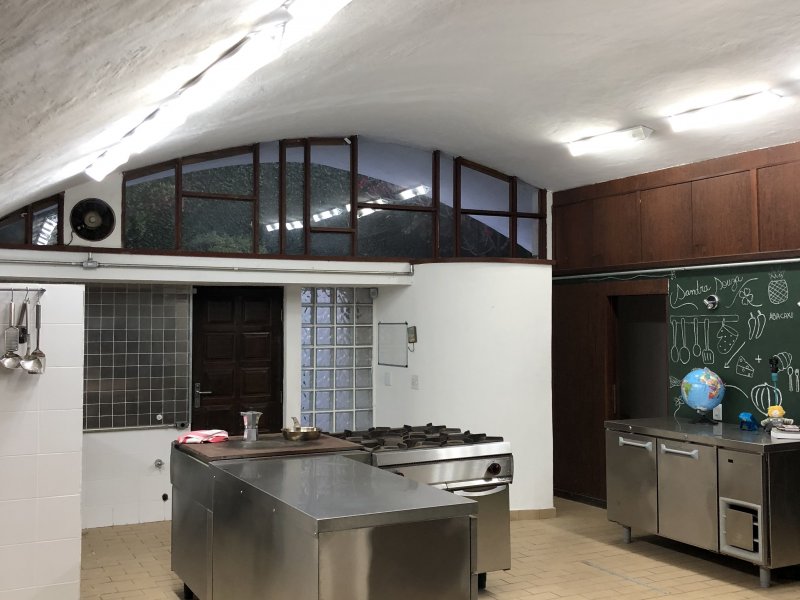 imóvel com 300m² - Vila Santo Antonio de Carapicuiba - Cotia